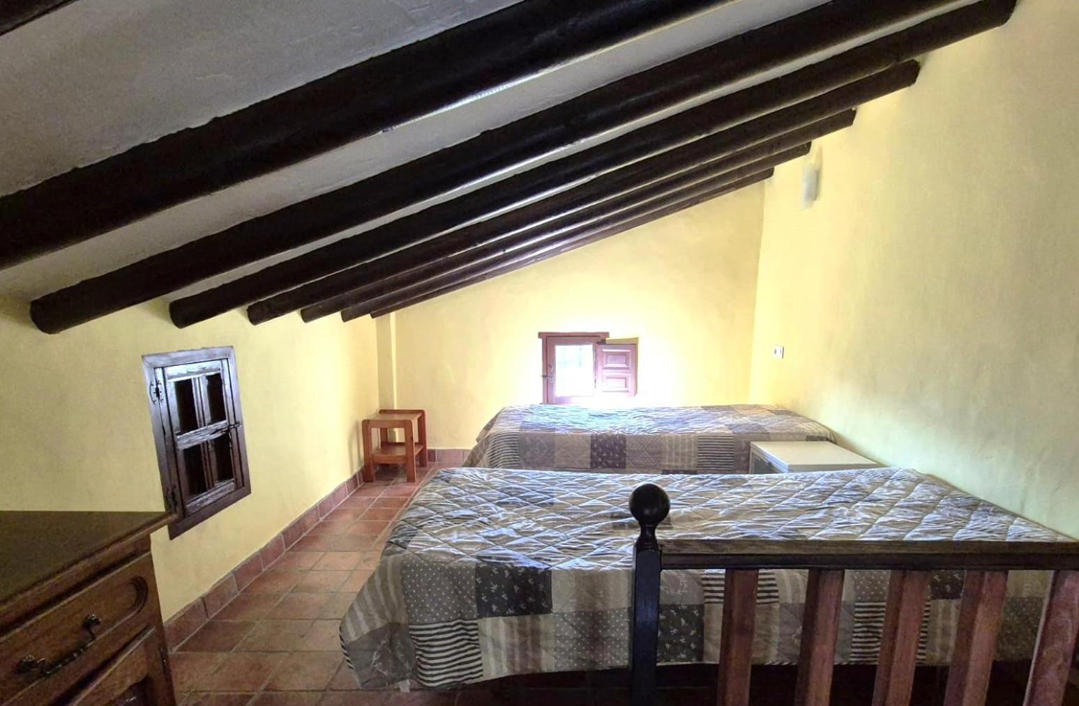 Rural 'vincent' Gogh, With Spectacular Pool & Optional Private 6 Guests Jacuzzi *