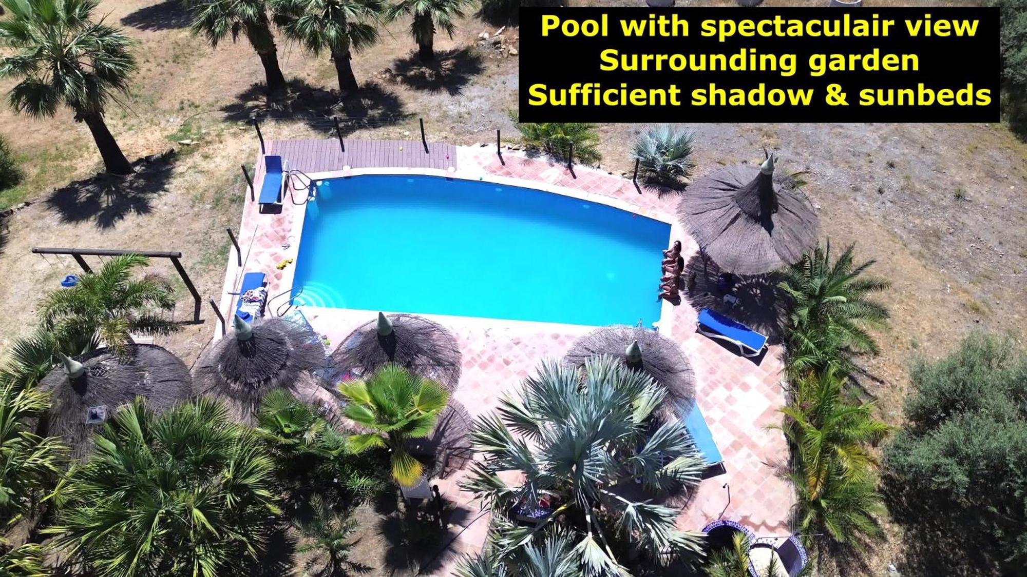 Rural Cottage, With Pool & Optional Private 6 Guests Jacuzzi